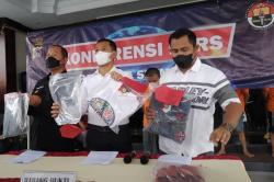 Usai Tenggak 4 Botol Anggur Merah, Pria di Sleman Nekat Babat Orang dengan Celurit di Jalan 