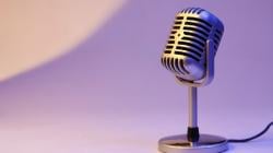 4 Pembukaan Stand Up Comedy yang Lucu, Kocak Banget!