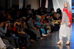 Sandiaga Uno Sebut Jakarta Muslim Fashion Week 2024 Pacu Peluang Indonesia Jadi Pusat Fesyen Dunia