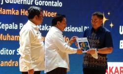 Disertasi Jadi Buku, Bupati Bone Bolango Kupas Program Pengentasan Kemiskinan Pedesaan