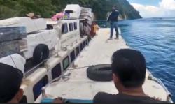 Baling-baling Terlilit Kabel, 7 Penumpang dan 5 Awak KM Pantai Gading Dievakuasi