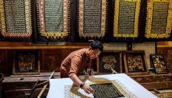 Pembuatan Batik Motif Tulisan Alquran