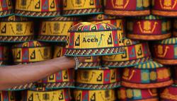 Peci Khas Aceh Dijual Rp50.000-Rp300.000