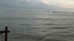 Situasi Gunung Anak Krakatau di Selat Sunda, Tertutup Kabut dan Kawah Tak Terlihat