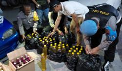 Ratusan Botol Miras Disita Polisi di Cimahi dan KBB, Pedagang Diultimatum<