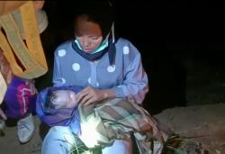 Viral, Ibu Hamil Melahirkan di Tengah Hutan saat Ditandu 10 Km ke Puskesmas