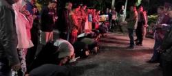 Terciduk Usai Perang Sarung, Belasan Motor Milik Remaja Disita sampai Habis Lebaran<