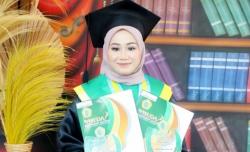 Strategi Belajar ala Siti yang Jadi Mahasiswa Termuda Unair di Usia 15 Tahun