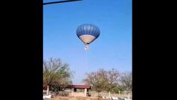 Balon Udara Terbakar di Ketinggian, 2 Penumpang Tewas