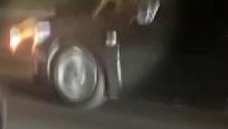 Heroik, Ibu Ini Bertahan di Kap Mobil Ngebut demi Lindungi Anaknya dari Penculikan<