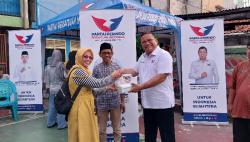 Partai Perindo Berbagi Kebahagiaan di Ramadan, Bagi Takjil dan Makanan Gratis untuk Warga