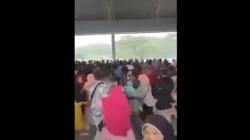 Viral Bentrok Penjemput dengan Sopir Travel di Bandara Lombok, Penumpang Lari Ketakutan<