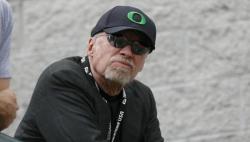 Kisah Pendiri Nike Phil Knight dari Pelari Jadi Orang Terkaya ke-25 di Dunia