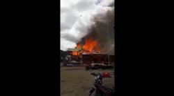 Breaking News: Kantor Bupati Dogiyai Terbakar