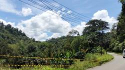 Pemudik Melintasi Jalur Simpang Empat-Talu Diminta Waspada, Badan Jalan Rusak dan Berlubang 