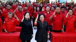 Puan Maharani Minta Fraksi PDIP di DPR Rajin Turun ke Lapangan Jelang Pemilu 2024<