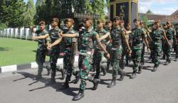 Puluhan Taruna Akmil Berguru ke Markas Yonif Raider 408/Suhbrastha<