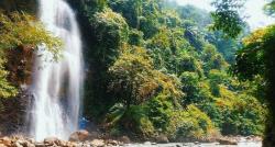 Wisata di Jawa Tengah saat Mudik Lebaran, Wajib Singgah ke Curug Cantik Ini!