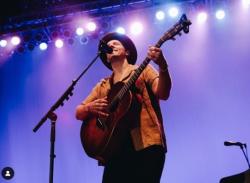 Lirik Lagu 93 Million Miles dan Terjemahan-Jason Mraz, Lagu tentang Rindu Pulang 