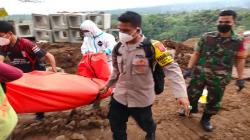 Operator Backhoe Tak Sengaja Temukan Kerangka Manusia di Lokasi Gempa Cianjur<