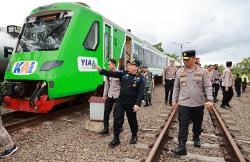 Jelang Arus Mudik, Kapolda DIY Cek Jalur Kereta Api dari Yogyakarta-Wates 