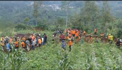 Polisi Cari Korban Lain Dukun Slamet Tohari, Sisir Area Kebun hingga Radius 300 Meter<