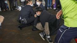 PM Fumio Kishida Dilempari Benda Diduga Bom saat Pidato di Luar Ruangan