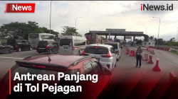 Kendaraan dari Jabodetabek Meningkat, Antrean Panjang Terjadi di Gerbang Tol Pejagan