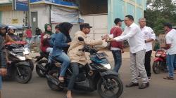  Dapat Takjil Gratis dari Bacaleg Perindo, Warga Cianjur: Semoga Dibalas Allah<