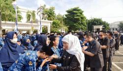 Gubernur Khofifah Larang ASN Pemprov Jatim Mudik Pakai Mobil Dinas