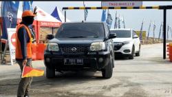 Penampakan Jalur Fungsional Tol Solo-Jogja Mulai Ramai Dipadati Kendaraan Pelat B