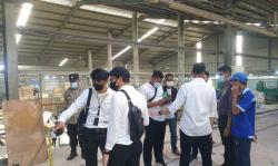 Tragis, Pekerja Pabrik Triplek di Malang Tewas Jatuh ke Mesin Pencampur Lem 