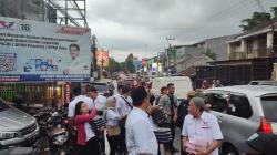 Partai Perindo Bagikan Ratusan Paket Takjil ke Warga di Sukabumi<