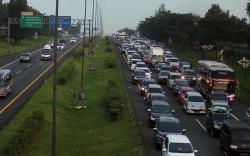 Tol Cipali Macet Panjang meski Diberlakukan Sistem Satu Arah