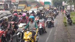 Arus Mudik H-3 Lebaran 2023, Jalur Pantura Cirebon Padat<