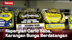 Karangan Bunga Berdatangan ke Rumah Duka Iringi Kepergian Carlo Saba