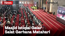 Begini Khidmatnya Salat Gerhana Matahari di Masjid Istiqlal