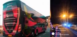 Bus Double Decker PO Kencana Tabrak Pembatas Jalan, Rian Mahendra Turun Tangan