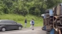 Kronologi Kecelakaan di Tol Cipularang Km 68, Bus Tabrak Mobil Sebabkan 10 Orang Terluka<