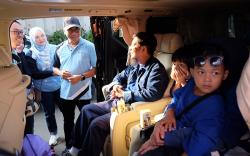Asyiknya Mudik Gratis Naik Mobil Mewah<