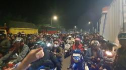 Antrean Pemudik Motor di Pelabuhan Ciwandan Capai 4 Km, Jalur Simpang 3 JLS Disekat Polisi
