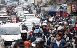 Begini Lalu Lintas Jalur Puncak pada H-1 Lebaran