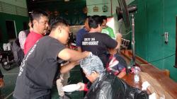 Ganjar Capres PDIP, Belasan Kader di Solo Aksi Cat Rambut Putih