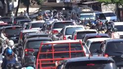 Tradisi Mudik Lokal dan Ziarah ke Makam, Kota Bandung Macet Parah saat Lebaran 2023<