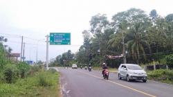 Hari Kedua Lebaran, Arus Lalu Lintas di Jalan Trans Sumatera Ramai Lancar