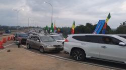 Wisatawan Padati Sukabumi, Antrean Kendaraan dari Parungkuda hingga Cibadak 