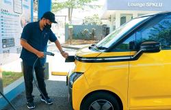 Tekan Harga Mobil Listrik, Pemerintah Atur Kandungan Lokal Harus 80 Persen