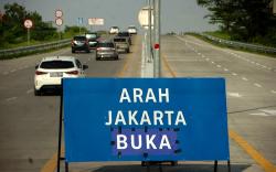 Sistem Satu Arah Mulai Berlaku, Tol Menuju Jawa Tengah Ditutup