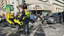Mobil Tabrak Kerumunan Warga Israel di Yerusalem, 5 Orang Luka Salah Satunya Kritis
