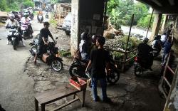 Pengendara Serbu Jalur Alternatif Menuju Kawasan Puncak Bogor
